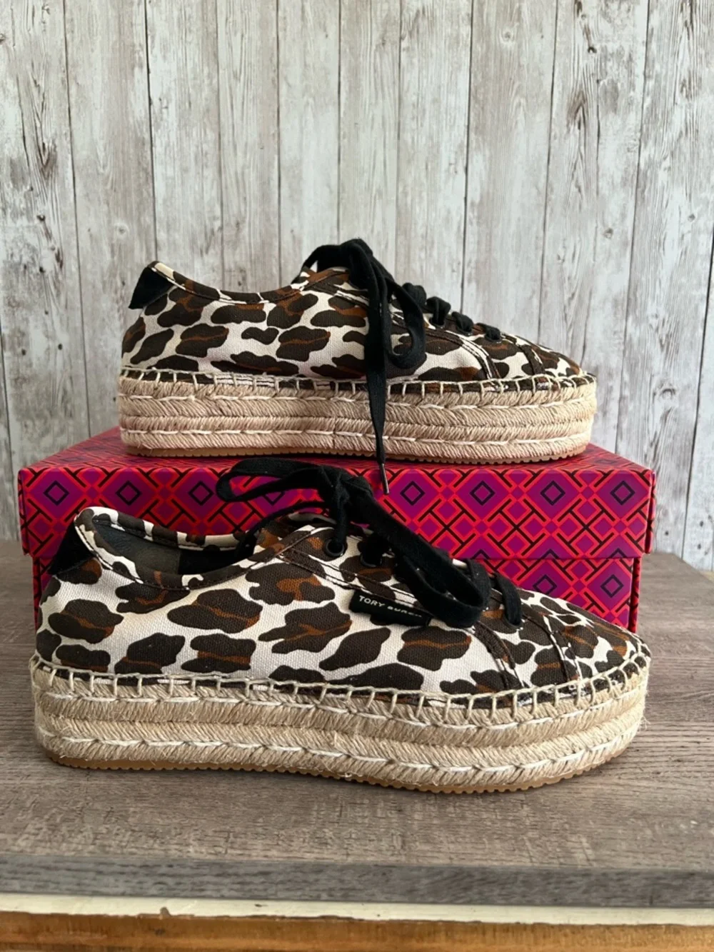 Tory Burch Seaside Oxford Reva Leopard-Print Espadrille Platform Sneakers Size 7
